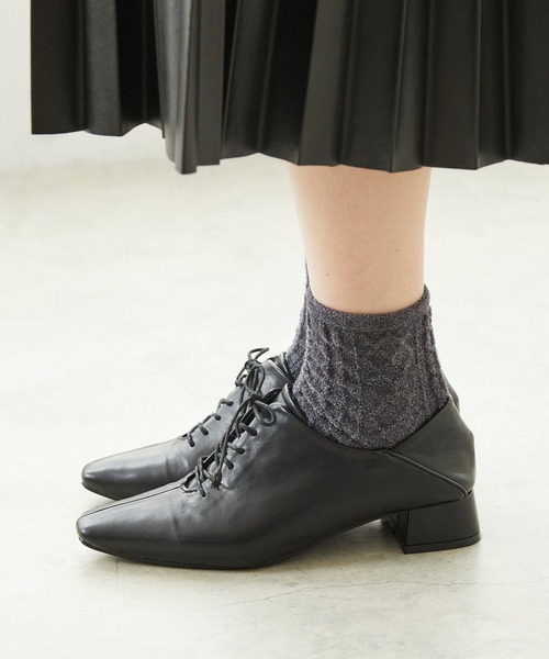 menue(メヌエ)の「スクエアトゥレースアップバブーシュ(ドレスシューズ・レディース・ブラック/ベージュ/アイボリー・LL/3L/S/M/L/XS)」の17枚目の写真