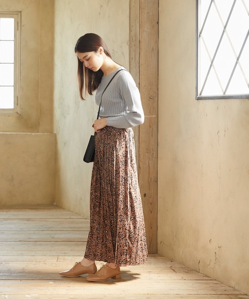 menue(メヌエ)の「スクエアトゥレースアップバブーシュ(ドレスシューズ・レディース・ブラック/ベージュ/アイボリー・LL/3L/S/M/L/XS)」の18枚目の写真