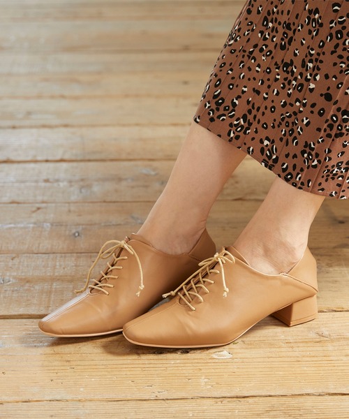 menue(メヌエ)の「スクエアトゥレースアップバブーシュ(ドレスシューズ・レディース・ブラック/ベージュ/アイボリー・LL/3L/S/M/L/XS)」の22枚目の写真