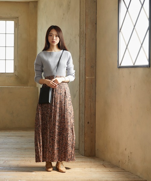 menue(メヌエ)の「スクエアトゥレースアップバブーシュ(ドレスシューズ・レディース・ブラック/ベージュ/アイボリー・LL/3L/S/M/L/XS)」の19枚目の写真