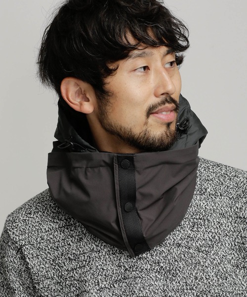 NANO universe(ナノユニバース)の「西川ダウン(R)フードネックウォーマー(ネックウォーマー/スヌード・メンズ・チャコール/カーキ/ブラック・FREE)」の16枚目の写真