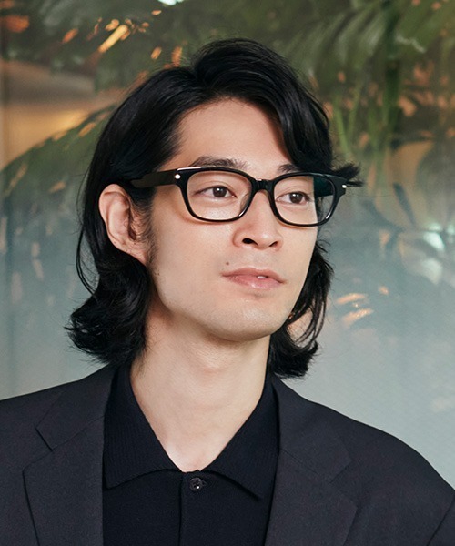 UNITED ARROWS(ユナイテッドアローズ)の「ウェリントン型 めがね|太フチ|太縁|黒縁メガネ|Zoff|UNITED ARROWS (ゾフ|ユナイテッドアローズ)(メガネ・メンズ・ブラウン系その他/ブラック/ライトグレー・FREE)」の6枚目の写真