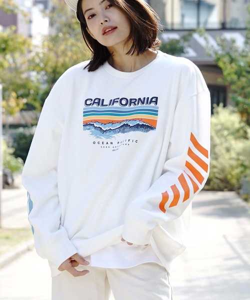 Ocean Pacific(オーシャンパシフィック)の「【OP:オーピー】ロゴプリント裏起毛クルースウェット / トレーナー ユニセックス(スウェット・メンズ・ベージュ/ネイビー/オフホワイト/ヘザーグレー・MEDIUM/LARGE/X-LARGE)」の2枚目の写真