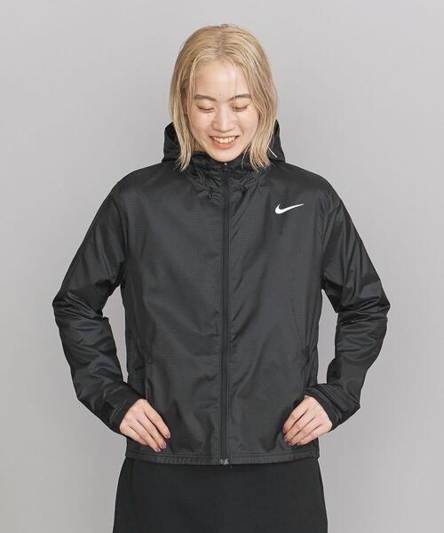 NIKE（ナイキ）の「＜NIKE(ナイキ)＞エッセンシャル ウィメンズ ランニングジャケット（その他アウター・レディース・ブラック・M/S）」の7枚目の写真
