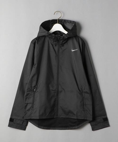 NIKE（ナイキ）の「＜NIKE(ナイキ)＞エッセンシャル ウィメンズ ランニングジャケット（その他アウター・レディース・ブラック・M/S）」の8枚目の写真