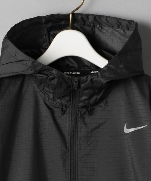NIKE（ナイキ）の「＜NIKE(ナイキ)＞エッセンシャル ウィメンズ ランニングジャケット（その他アウター・レディース・ブラック・M/S）」の10枚目の写真