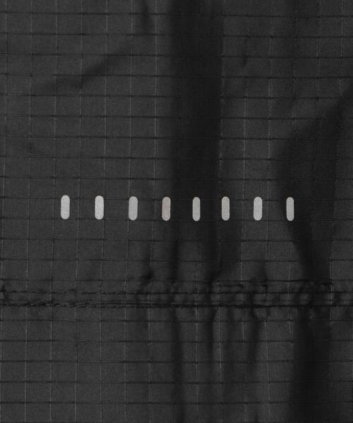 NIKE（ナイキ）の「＜NIKE(ナイキ)＞エッセンシャル ウィメンズ ランニングジャケット（その他アウター・レディース・ブラック・M/S）」の12枚目の写真