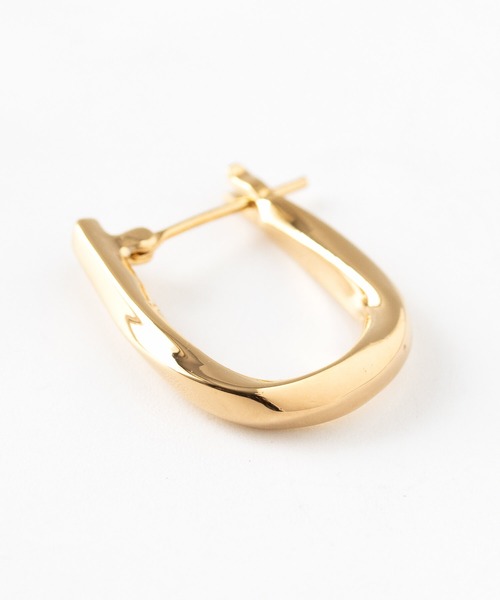JUICY ROCK（ジューシーロック）の「CYCRO/GP(SV925) ツイストオーバルフープピアス（ピアス（両耳用）・レディース・ゴールド・ONE SIZE）」の2枚目の写真