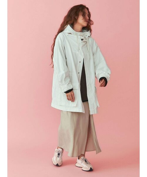 Ungrid（アングリッド）の「スリットフレアスカート（スカート・レディース・ブラック/ターコイズブルー/ベージュ・FREE）」の12枚目の写真