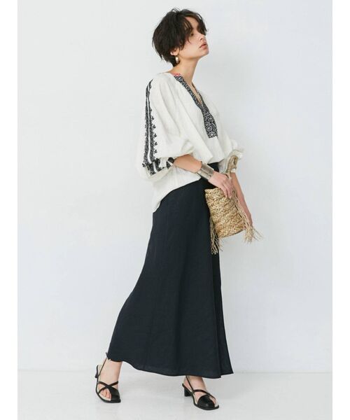 Ungrid（アングリッド）の「スリットフレアスカート（スカート・レディース・ブラック/ターコイズブルー/ベージュ・FREE）」の19枚目の写真