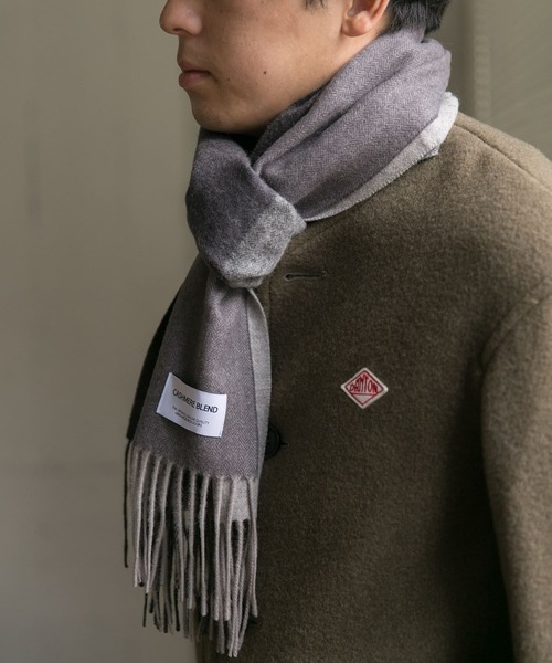 URBAN RESEARCH DOORS（アーバンリサーチドアーズ）の「カシミヤブレンド パネルマフラー（マフラー・メンズ・グレー系その他/ブラウン系その他/グリーン系その他/ブルー系その他・ONE）」の10枚目の写真