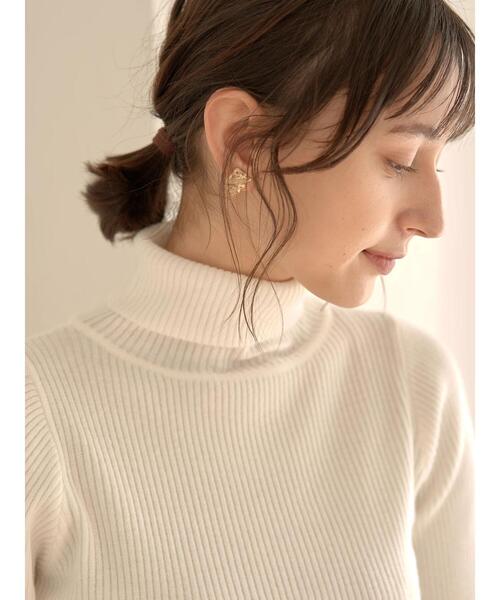 earth music&ecology（アースミュージックアンドエコロジー）の「リブタートルニット＊（ニット/セーター・レディース・アイボリー/ブラック/杢グレー/キャメル・M/S）」の11枚目の写真