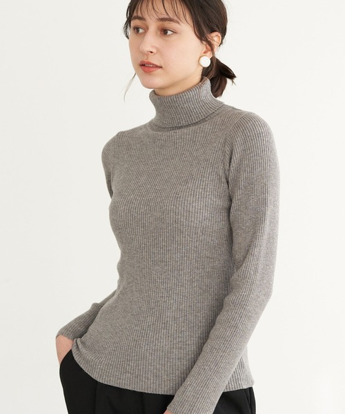 earth music&ecology（アースミュージックアンドエコロジー）の「リブタートルニット＊（ニット/セーター・レディース・アイボリー/ブラック/杢グレー/キャメル・M/S）」の4枚目の写真