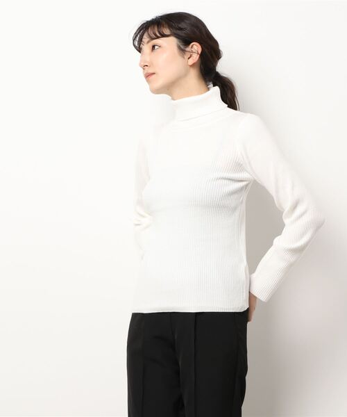 earth music&ecology（アースミュージックアンドエコロジー）の「リブタートルニット＊（ニット/セーター・レディース・アイボリー/ブラック/杢グレー/キャメル・M/S）」の7枚目の写真