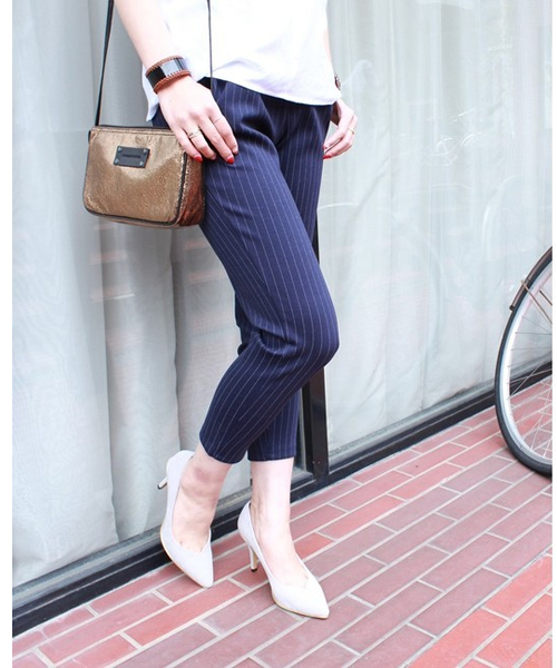 JENEVIEVE（ジュヌヴィエーヴ）の「ピンストライプジャージーパンツ（その他パンツ・レディース・ホワイト/ネイビー・1/0）」の2枚目の写真