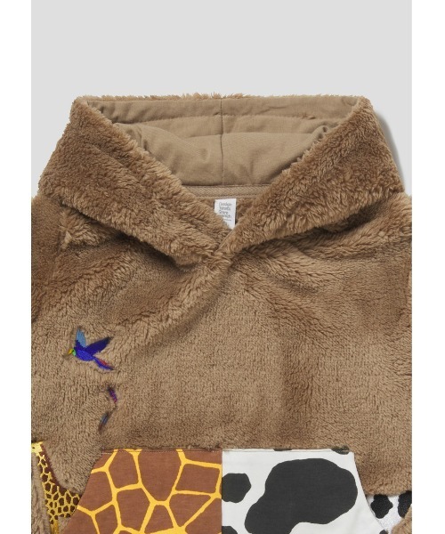 Design Tshirts Store graniph（デザイン　ティーシャツ　ストア　グラニフ）の「アニマルフェイクファー｜キッズアニマルポケットパーカー（パーカー・キッズ・ベージュ・100/110/120/130/140）」の5枚目の写真
