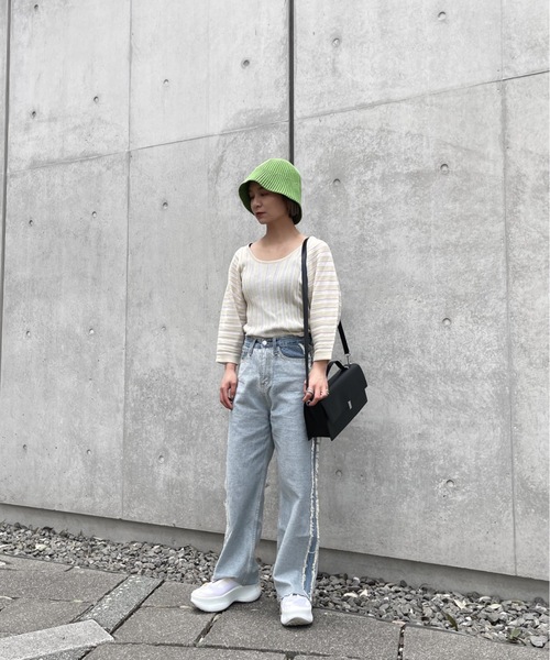 Solace（ソレイス）の「ランタンスリーブニュアンスシアーストライプトップス（Tシャツ/カットソー・レディース・ベージュ/イエロー/ブルー・FREE）」の11枚目の写真