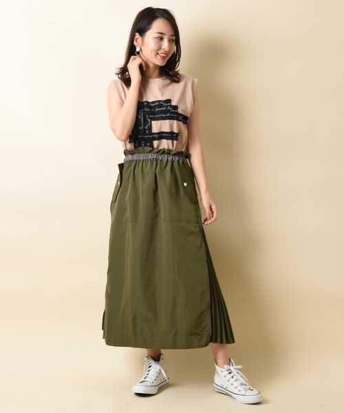 INTERPLANET(インタープラネット)の「サイドプリーツミリタリースカート(スカート・レディース・カーキ/ネイビー/グレイッシュベージュ/ベージュ/ブルー/カーキ系1・FREE)」の12枚目の写真