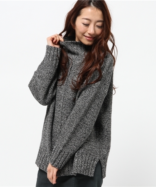 OUTLET（アウトレット）の「【WHO'S WHO gallery】KRメランジハイネックニット（ニット/セーター・レディース・ブルー/グレー/レッド・FREE）」の2枚目の写真