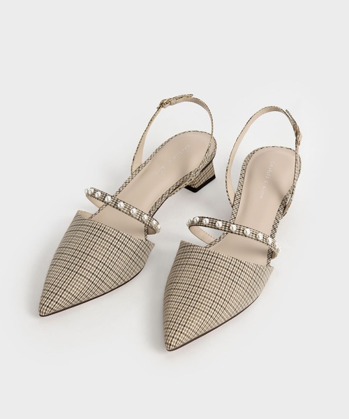 CHARLES & KEITH(チャールズ & キース)の「ビーズド スリングバックパンプス / Beaded Slingback Pumps(パンプス・レディース・ブラック/マルチ・22.5cm/23cm/23.5cm/24.5cm/25cm/25.5cm)」の10枚目の写真