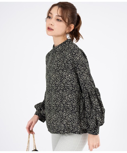 CHILLE(チル)の「楊柳プリントボリューム袖ブラウス(シャツ/ブラウス・レディース・ブラック/アイボリー・FREE)」の16枚目の写真