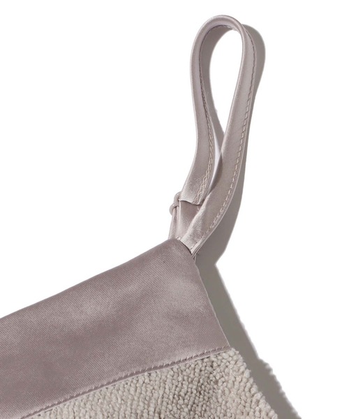 UGG（アグ）の「UGG@mos パイルサテン切替 キャミ / アグ パイルサテンキリカエ キャミ（キャミソール・レディース・ベージュ/グレー/ピンク・M/L）」の9枚目の写真