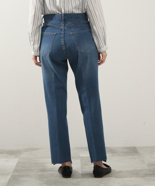 DRESKIP（ドレスキップ）の「◆裾後ろ入れヘムデニムパンツ（デニムパンツ・レディース・ネイビー/ライトブルー/オフホワイト・03/02/04）」の8枚目の写真