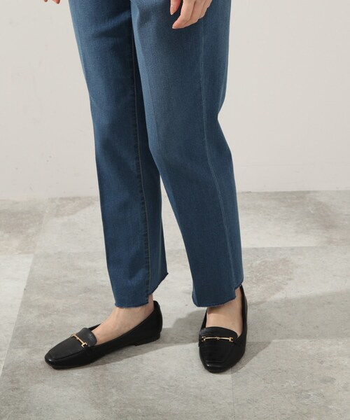 DRESKIP（ドレスキップ）の「◆裾後ろ入れヘムデニムパンツ（デニムパンツ・レディース・ネイビー/ライトブルー/オフホワイト・03/02/04）」の12枚目の写真