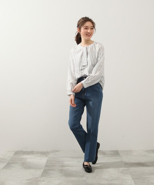 DRESKIP（ドレスキップ）の「◆裾後ろ入れヘムデニムパンツ（デニムパンツ・レディース・ネイビー/ライトブルー/オフホワイト・03/02/04）」の14枚目の写真