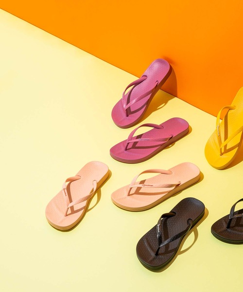 IPANEMA(イパネマ)の「Ipanema / “ANAT COLORS” ビーチサンダル(サンダル・レディース・ベージュ系1/ピンク系3/ピンク系1/ブルー系/ピンク/ベージュ系/サーモンピンク/ライラック/ライトブルー・35/36/37/34/38)」の12枚目の写真