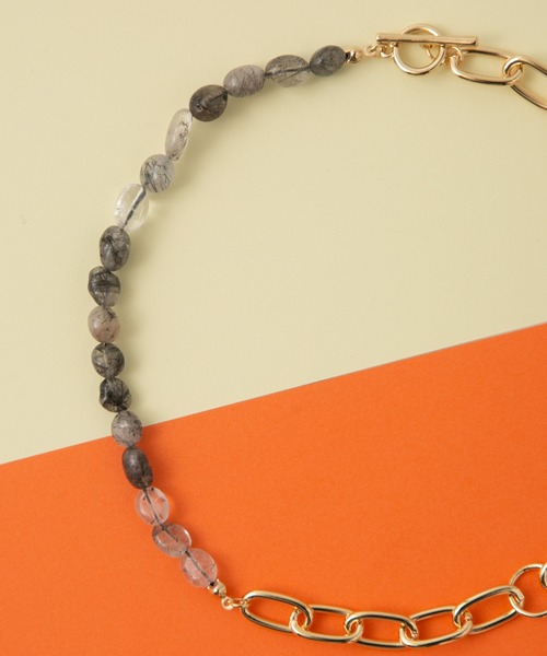 COLOR TOKYO ACCESSORIES(カラートウキョウアクセサリー)の「ストーン×チェーンマンテルネックレス(ネックレス・レディース・ブラック/ベージュ/ブラウン/その他・FREE)」の2枚目の写真