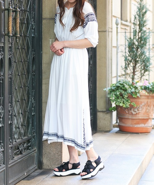 attagirl（アタガール）の「厚底スニーカーソールサンダル（サンダル・レディース・ホワイト/ブラック/グレー・LL/S/M/L）」の6枚目の写真