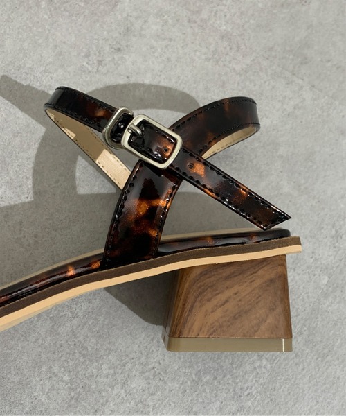 Chez toi(シェトワ)の「ワンストラップサンダル(サンダル・レディース・ブラック/ブラウン/アイボリー・S/M/L)」の16枚目の写真