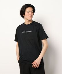 半袖ロゴプリントTシャツ