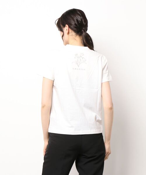 GRANDMA MAMA DAUGHTER(グランマママドーター)の「GRANDMA MAMA DAUGHTER / グランマ ママ ドーター Tシャツ カットソー ロゴT GC2213631 3633 KTC(Tシャツ/カットソー・レディース・ラベンダー/ベージュ/オフホワイト/ホワイト・1/2)」の8枚目の写真