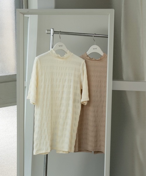 lawgy(ラウジー)の「mellow neck 2way tops(Tシャツ/カットソー・レディース・ベージュ/アイボリー・FREE)」の10枚目の写真