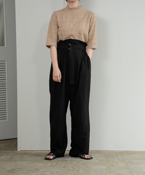 lawgy(ラウジー)の「mellow neck 2way tops(Tシャツ/カットソー・レディース・ベージュ/アイボリー・FREE)」の13枚目の写真