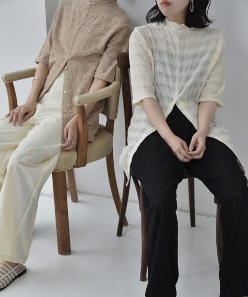 lawgy(ラウジー)の「mellow neck 2way tops(Tシャツ/カットソー・レディース・ベージュ/アイボリー・FREE)」の20枚目の写真