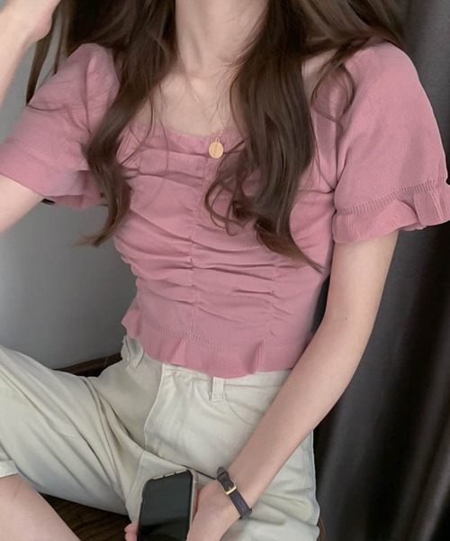 Jasmine Grandiflorum(ジャスミングランディフローラム)の「【Jasmine】スクエアネック半袖ニットギャザートップス (SS) (LV)(ニット/セーター・レディース・ホワイト/ブラック/レッド/ピンク/イエロー/グリーン・FREE)」の5枚目の写真