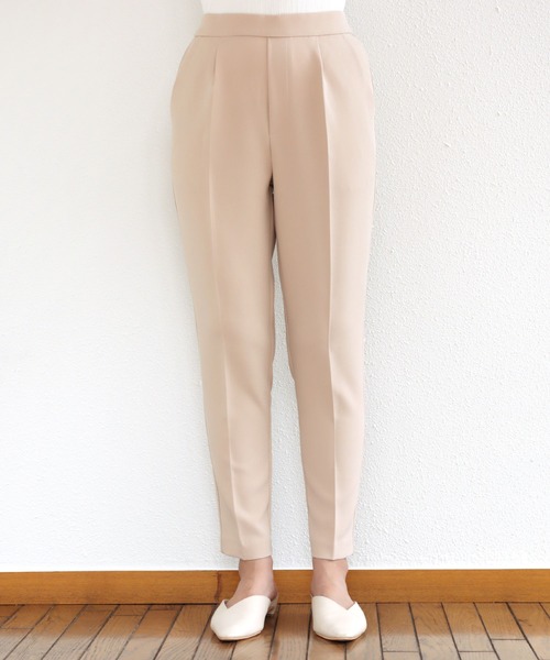 andme(アンドミー)の「ハイウエストストレッチテーパードパンツ(スラックス・レディース・ライトベージュ/ピンク/オフホワイト/ブラック/ライトブラウン/ライトグレー/ライトオリーブ・L/M/S)」の8枚目の写真