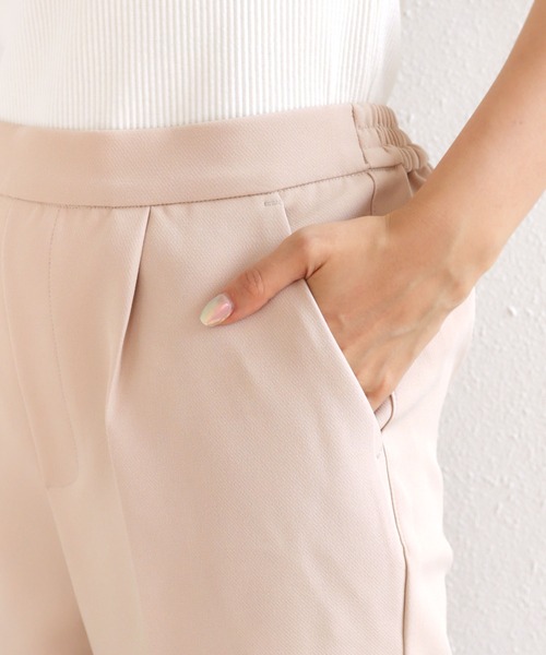 andme(アンドミー)の「ハイウエストストレッチテーパードパンツ(スラックス・レディース・ライトベージュ/ピンク/オフホワイト/ブラック/ライトブラウン/ライトグレー/ライトオリーブ・L/M/S)」の18枚目の写真