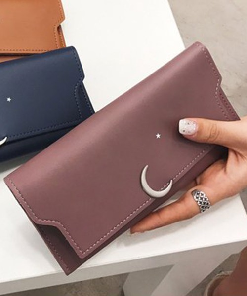 STYLEBLOCK（スタイルブロック）の「月モチーフ装飾ロングウォレット（財布・レディース・ブルー/ブラウン/ブラック/パープル・FREE）」の4枚目の写真