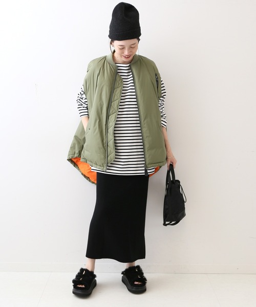 SLOBE IENA（スローブイエナ）の「【OUTDOOR/アウトドア】SLOBE別注 キルティング巾着バッグ（ハンドバッグ・レディース・ブラック/ベージュ・FREE）」の8枚目の写真