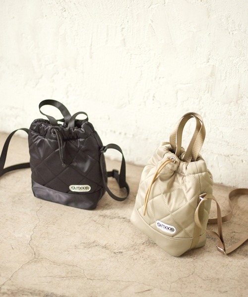 SLOBE IENA（スローブイエナ）の「【OUTDOOR/アウトドア】SLOBE別注 キルティング巾着バッグ（ハンドバッグ・レディース・ブラック/ベージュ・FREE）」の15枚目の写真