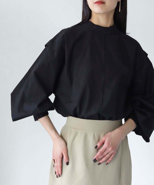 cheriella（シェリエラ）の「【cheriella】WEB限定バルーンスリーブコットンブラウス（シャツ/ブラウス・レディース・ブラック/オフホワイト・M）」の2枚目の写真