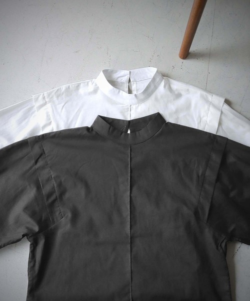 cheriella（シェリエラ）の「【cheriella】WEB限定バルーンスリーブコットンブラウス（シャツ/ブラウス・レディース・ブラック/オフホワイト・M）」の22枚目の写真