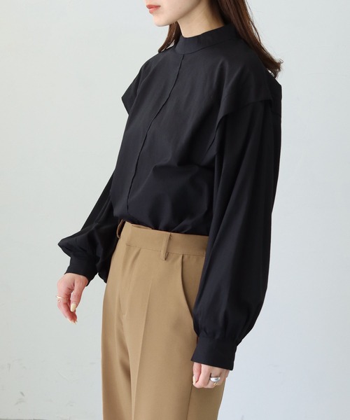 cheriella（シェリエラ）の「【cheriella】WEB限定バルーンスリーブコットンブラウス（シャツ/ブラウス・レディース・ブラック/オフホワイト・M）」の18枚目の写真