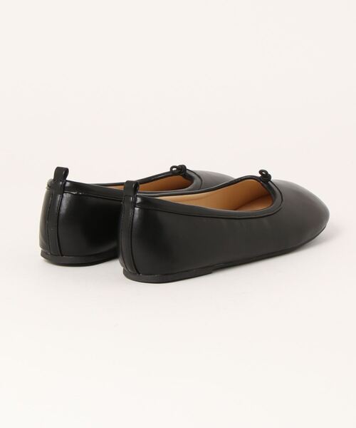 ehka sopo（エヘカソポ）の「オブリークバレエシューズ（バレエシューズ・レディース・ブラック/ベージュ/オフホワイト・MEDIUM/LARGE）」の5枚目の写真