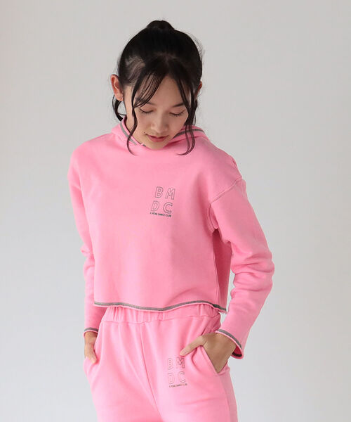 B:MING by BEAMS(ビーミングバイビームス)の「B:MING by BEAMS / カットオフ フーディー(130~160cm)(パーカー・キッズ・ホワイト/ピンク・130/140/150/160)」の7枚目の写真
