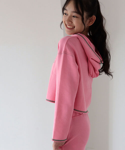 B:MING by BEAMS(ビーミングバイビームス)の「B:MING by BEAMS / カットオフ フーディー(130~160cm)(パーカー・キッズ・ホワイト/ピンク・130/140/150/160)」の8枚目の写真